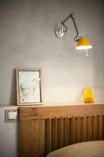 Bed & Breakfast Can Artists La Loge