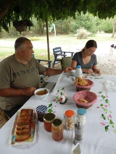 Bed & Breakfast Chambres D'h�tes Au Domaine Des Maynardes