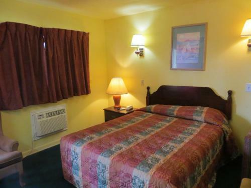 Hotel Cottonwood Inn