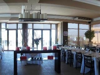 Aparthotel Premium Tower Suites San Luis