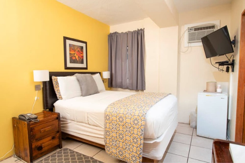 Bunker Hill Hotel