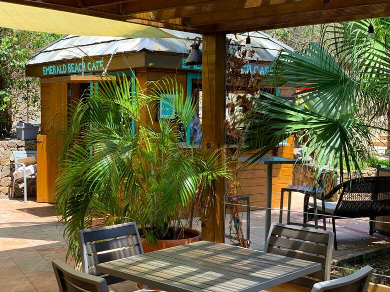 Hotel Best Western Plus Emerald Beach Resort