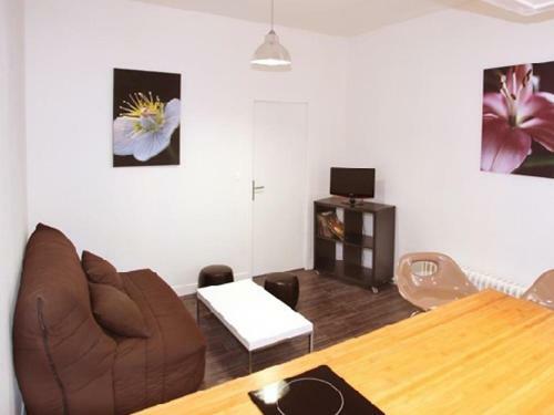 Apartment Grimaux.2