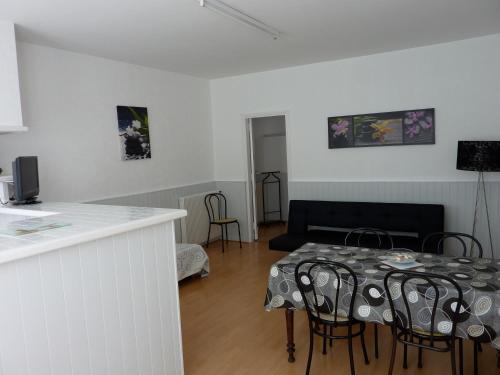 Aparthotel H�tel-r�sidence Le Grillon