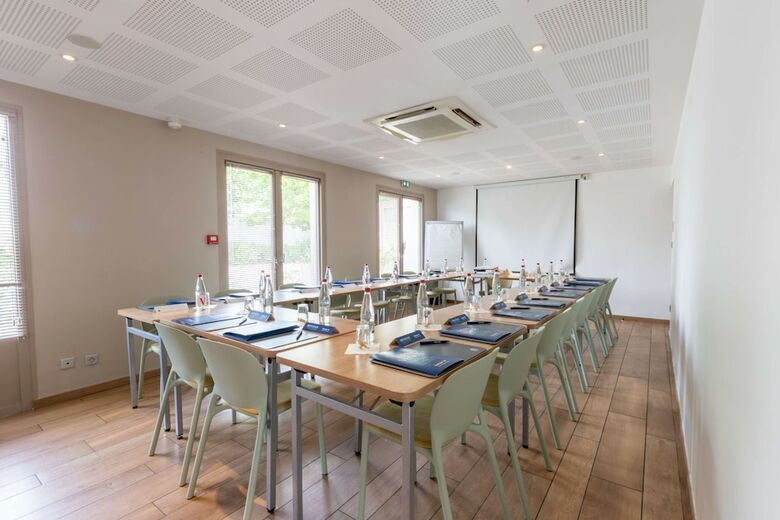 Hotel Campanile Reims Ouest - Tinqueux