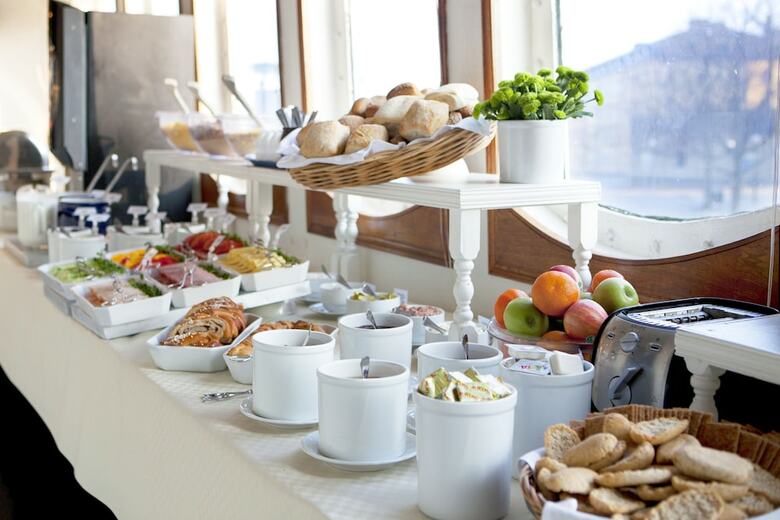 Malardrottningen Yacht Hotel