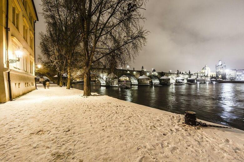 Hotel Archibald At Charles Bridge