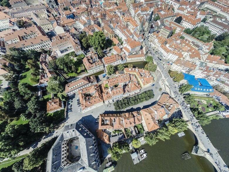 Hotel Archibald At Charles Bridge