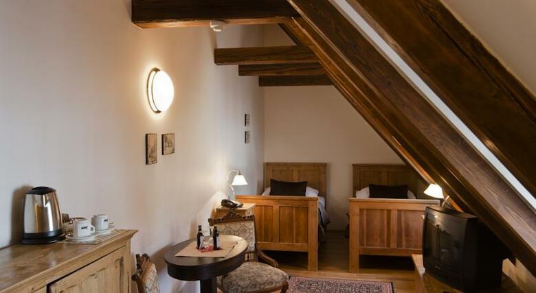 Hotel Archibald At Charles Bridge