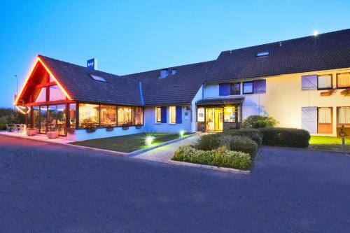 Hotel Kyriad Geneve St Genis Pouillly