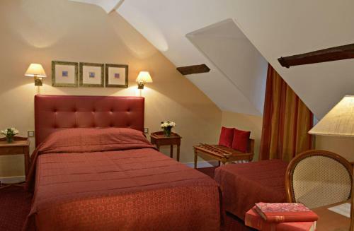 Churchill Hotel