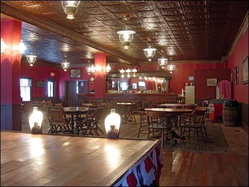 Hotel Mcgregor's Landing