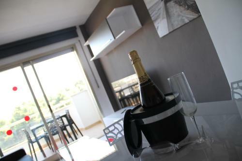 Click & Booking Apartamentos Arquus Center