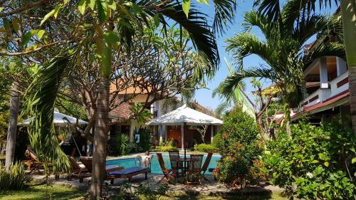 Hostal My Lovina Villa