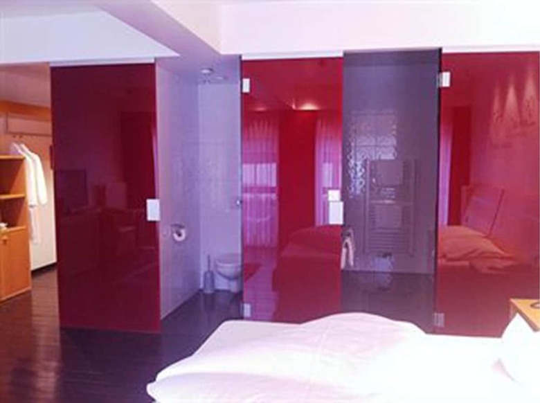 Alpenhotel ...fall In Love