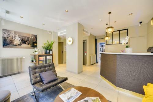 Acropolis Hotel Paris Boulogne