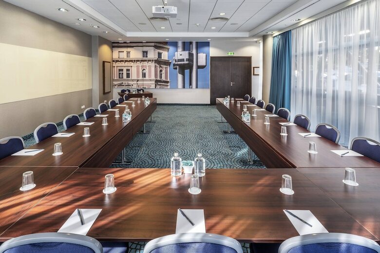 Hotel Courtyard By Marriott Prague City
