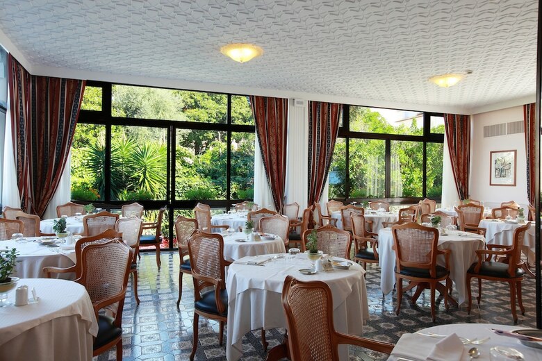 Hotel Caravel