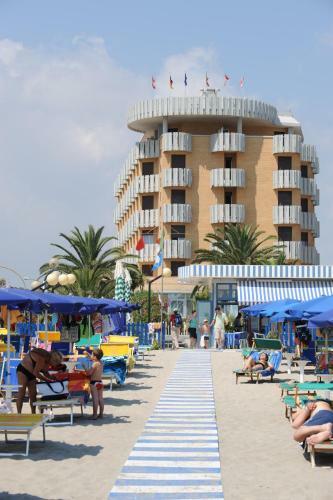 Hotel Maxim's