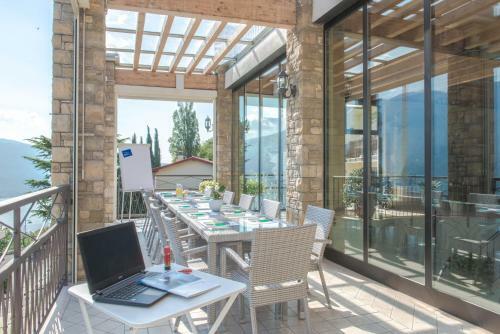 Village Hotel Lucia