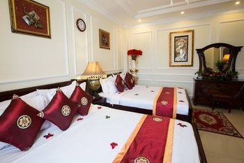 Louis Hotel