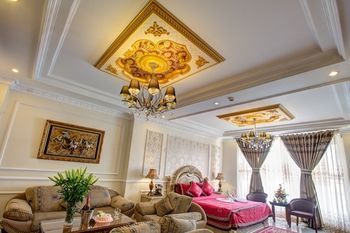 Louis Hotel
