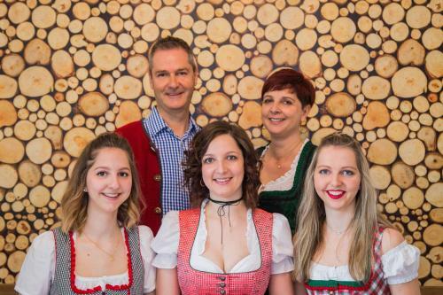 Hostal Landgasthof Lenzer