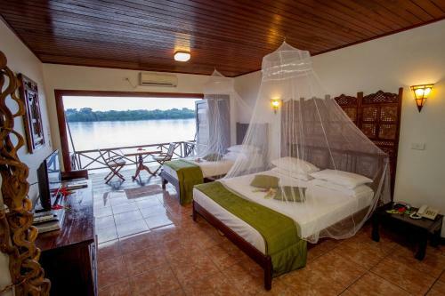 Hotel Sunset Bungalows Resort