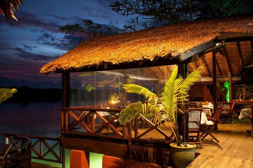 Hotel Sunset Bungalows Resort