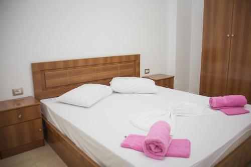 Aleksander Apartments