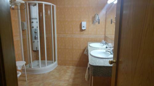 Hotel Caba�as