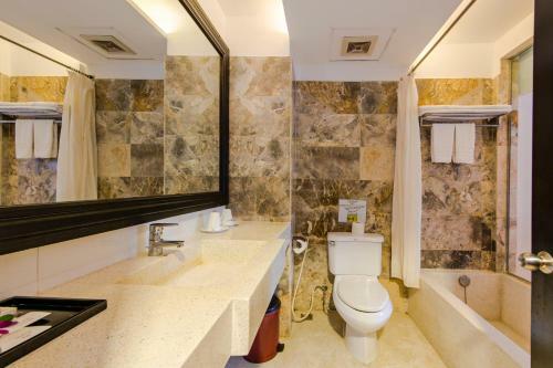 Hotel River Beach Resort & Residences