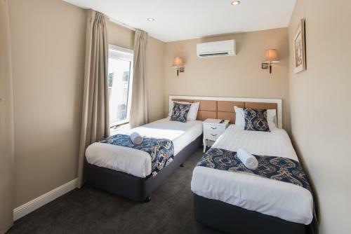 Hostal Myriad Dreams Guest House