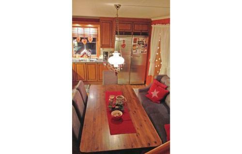 Holiday Home Husnes Onarheimsvegen