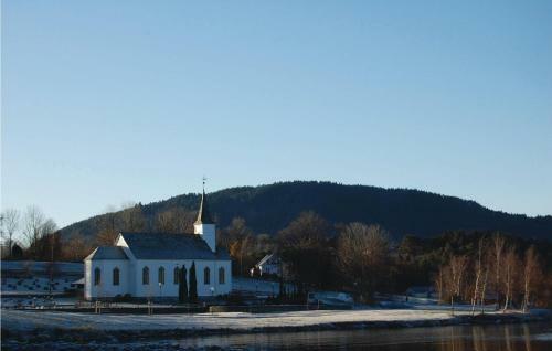 Holiday Home Husnes Onarheimsvegen