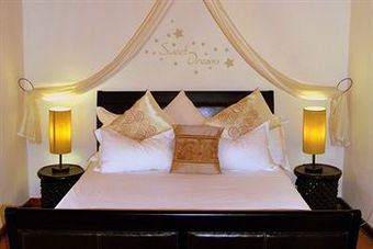 Hostal Orange-ville Guesthouse