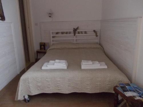 Hostal 4 Camere A Trani