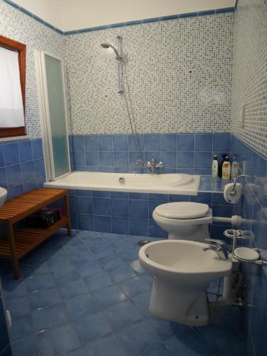 Hostal 4 Camere A Trani