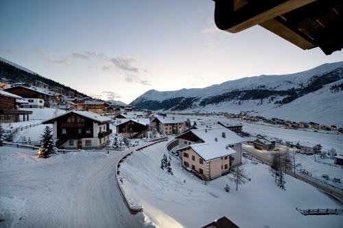 Hotel Teola