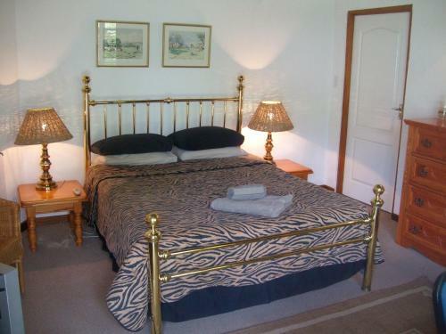 Hostal Oaktree Lodge Guest House