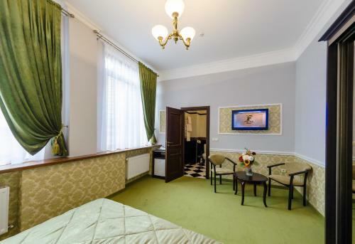 Franz Hotel