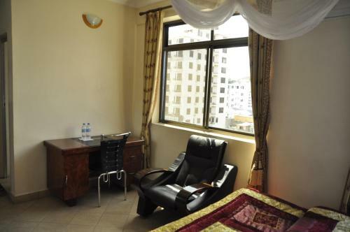 Rich Hotel