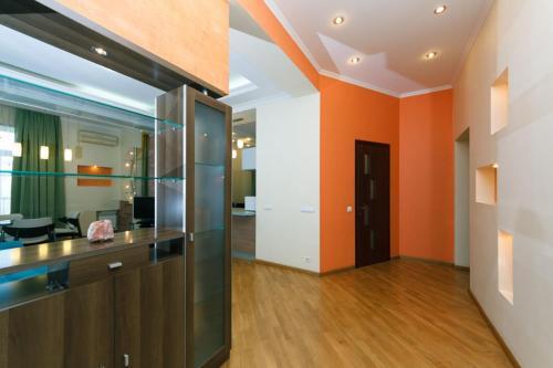 Big Lux Apartments
