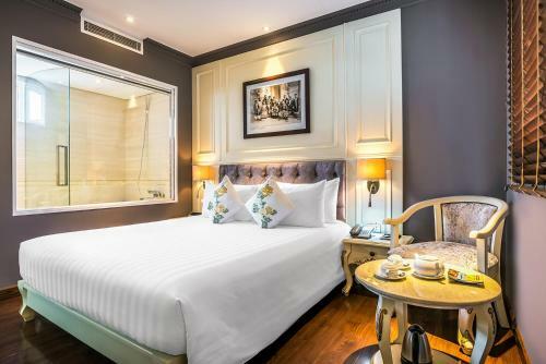 La Jolie Hotel & Spa