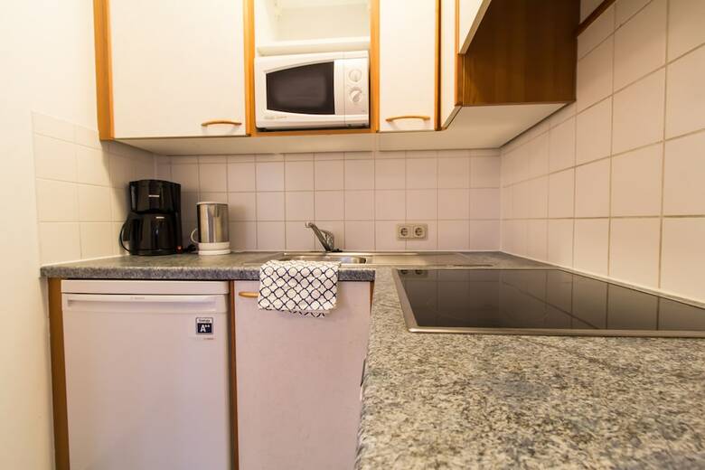 Checkvienna - Apartmenthaus Hietzing