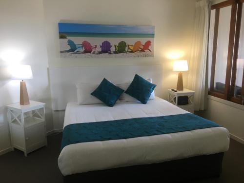 Lennox Point Holiday Apartments