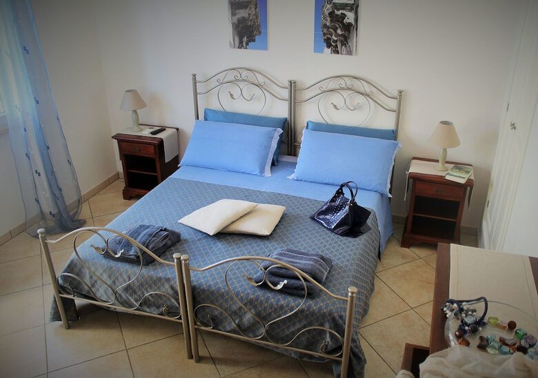 Hostal B&B La Porta D'oriente
