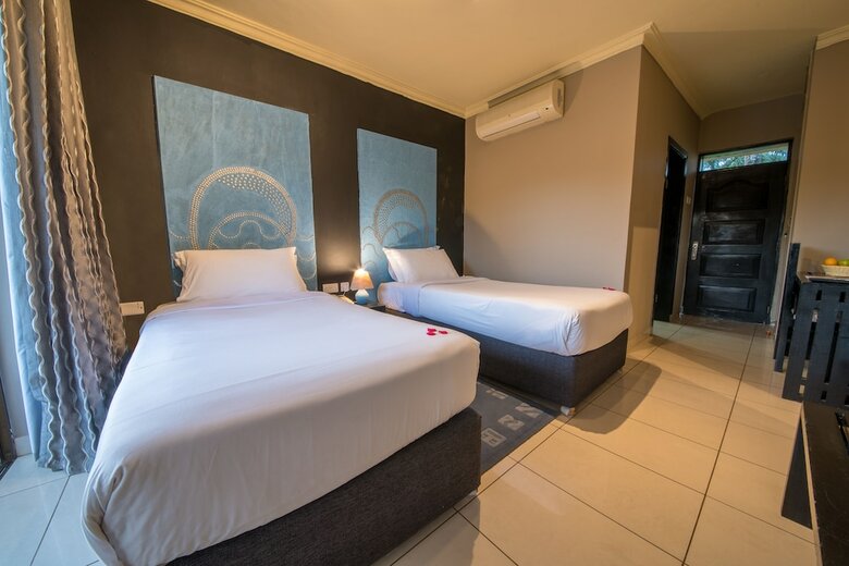 Hotel Dolphin Suites