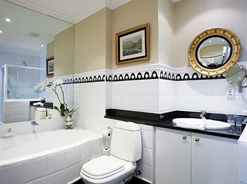 Romney Park All Suite Hotel & Spa