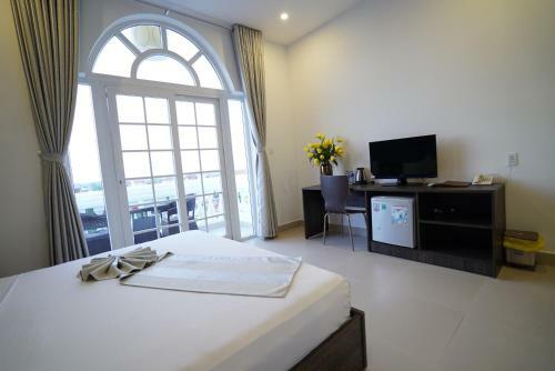 Golden Dragon Hotel